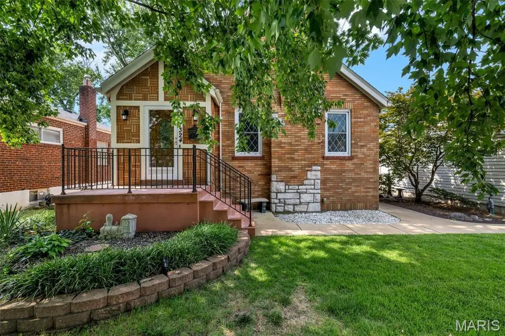 7324 Weil Avenue, Saint Louis, MO 63119 - #1