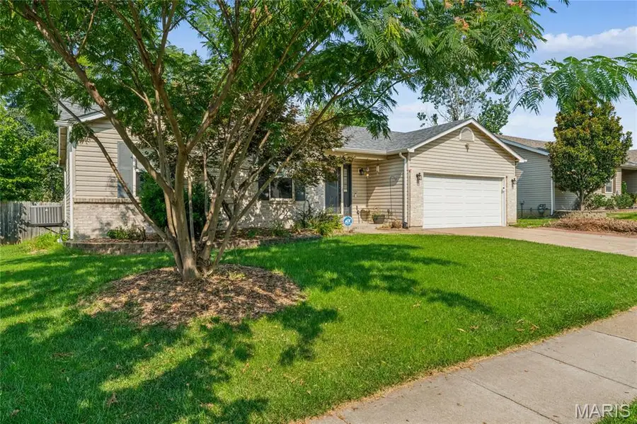 871 Molloy Drive, Ofallon, MO 63366 - #3