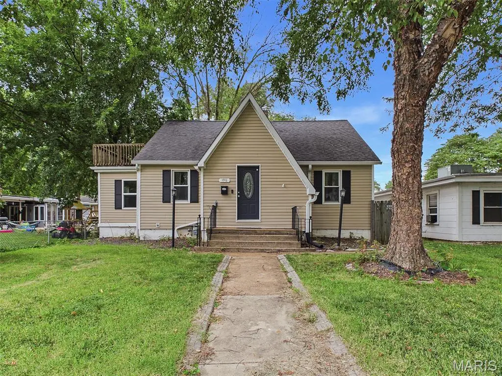 1911 N Charles Street, Belleville, IL 62221 - #1