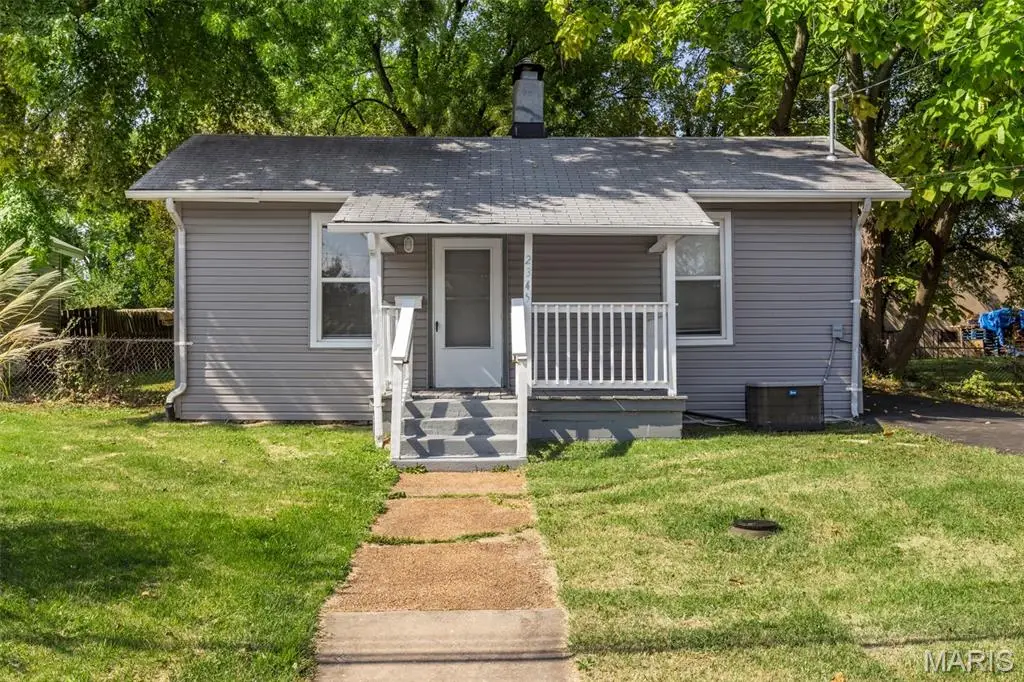 2345 Gaebler Avenue, Overland, MO 63114 - #1