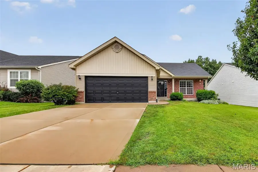 79 Huntleigh Woods Court, Wentzville, MO 63385 - #2
