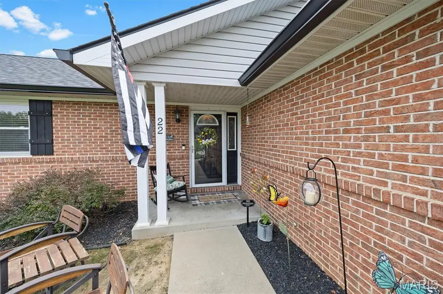 22 Three Wood Drive, Belleville, IL 62220 - #2