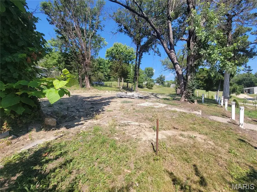 505 S 4th Street, Clarksville, MO 63336 - #2