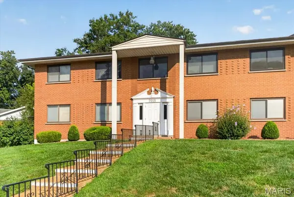 7915 Camelot Lane #2, St Louis, MO 63123