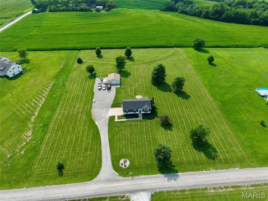 11779 Hickory Grove Pl, New London, MO 63459 - #3