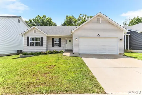 1352 Grey Wolf Drive, Imperial, MO 63052