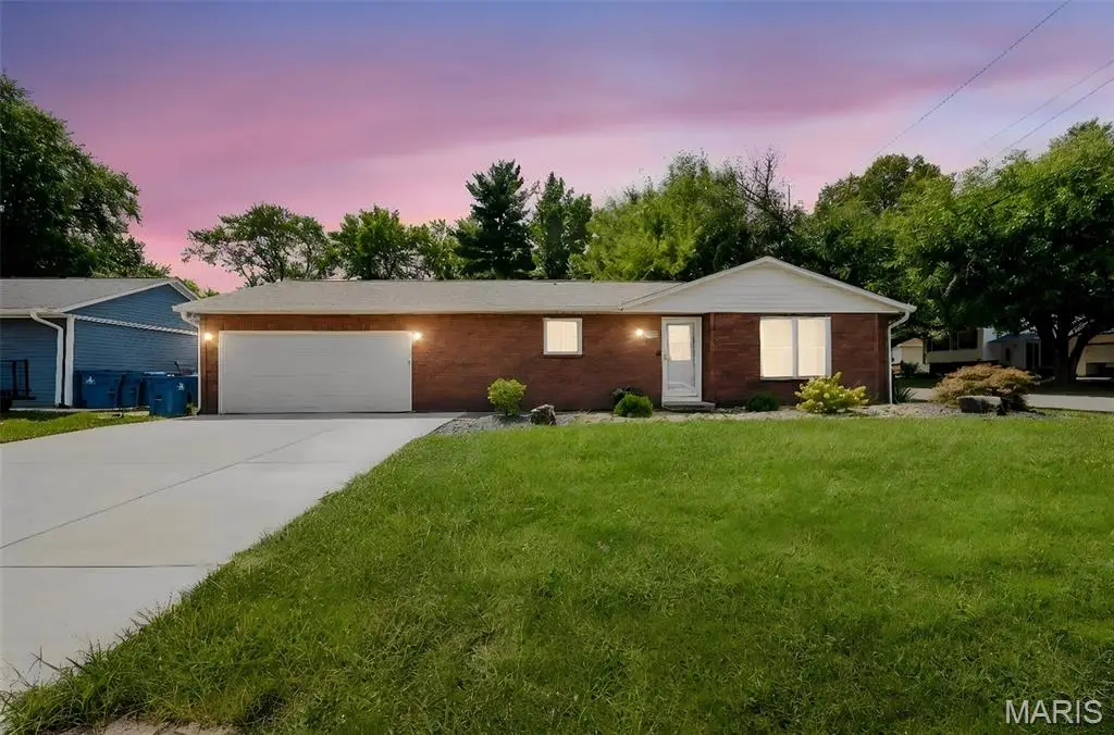 1310 27th Street, Highland, IL 62249 - #1