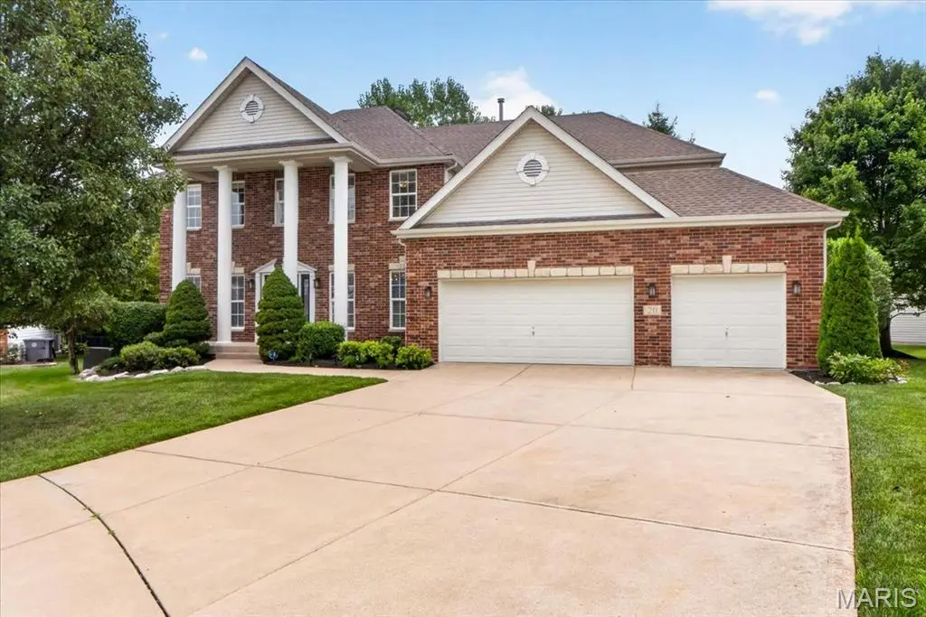 20 Creek Pass Court, Saint Charles, MO 63304 - #1