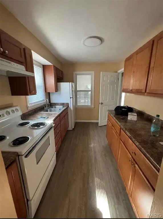 283 S Barat Avenue, Ferguson, MO 63135 - #2