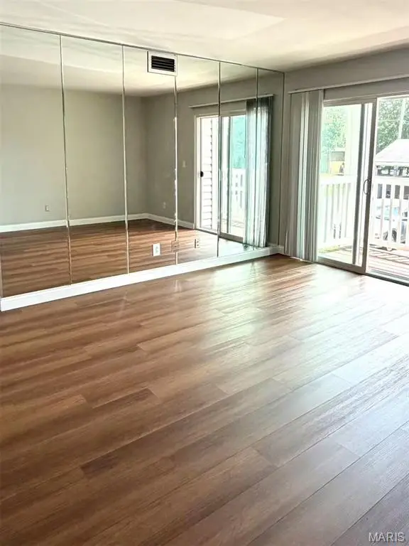 1960 Marine Terrace Drive #H, Maryland Heights, MO 63146 - #2