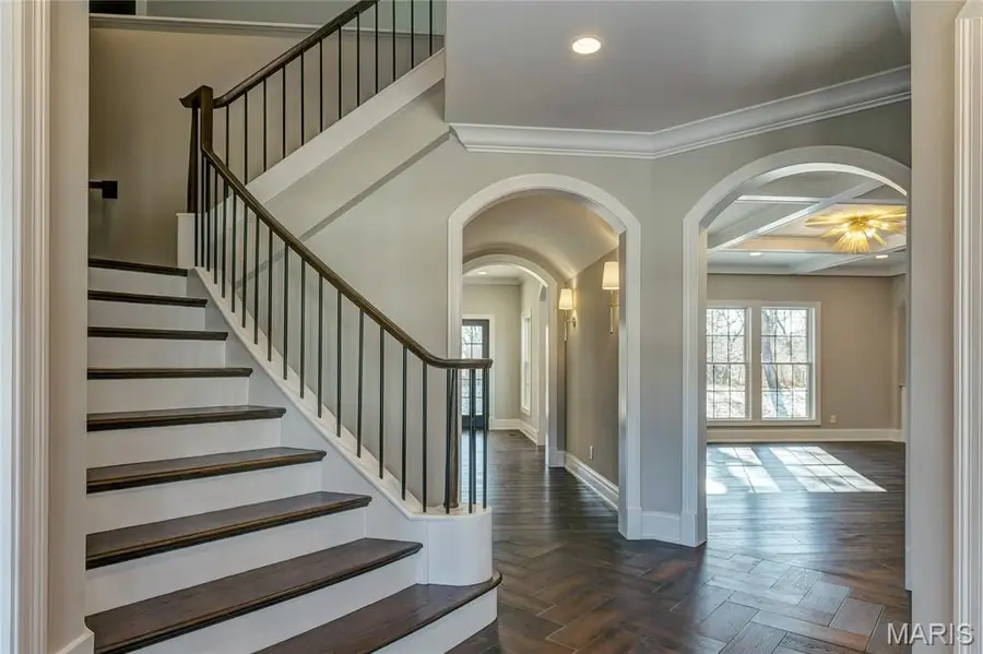 184 Brooktrail Court, Creve Coeur, MO 63141 - #3
