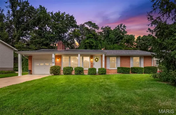 313 Elmhurst Drive, St Charles, MO 63301