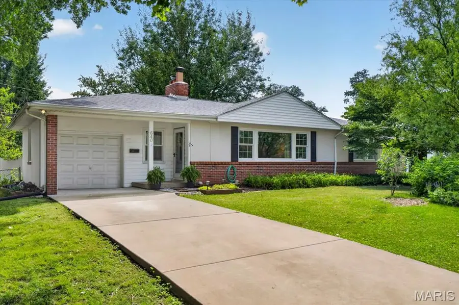 640 Lewiston Drive, Saint Louis, MO 63122 - #3