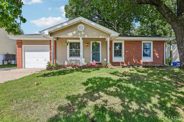 2213 Gladiator Drive, Fenton, MO 63026