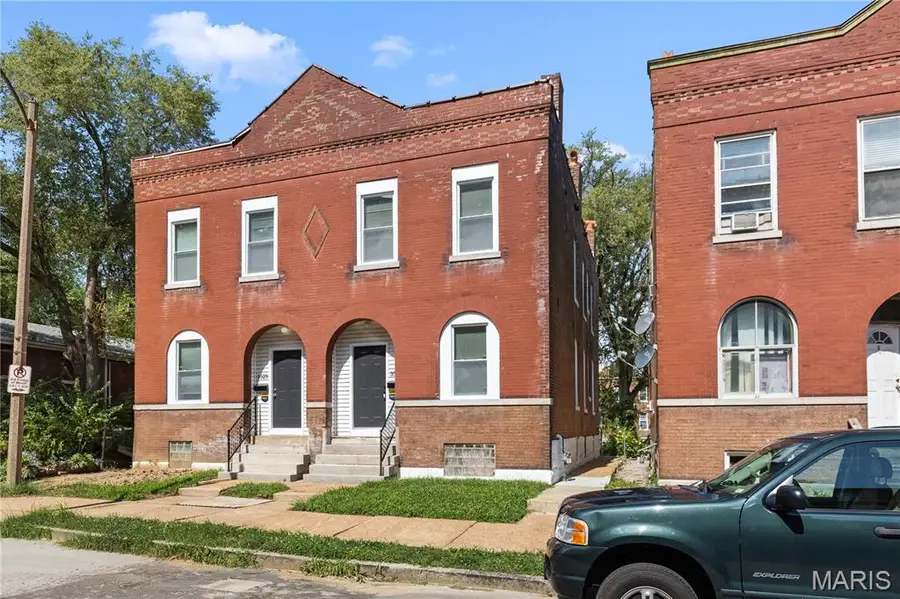 3523 Ohio Avenue, Saint Louis, MO 63118 - #2