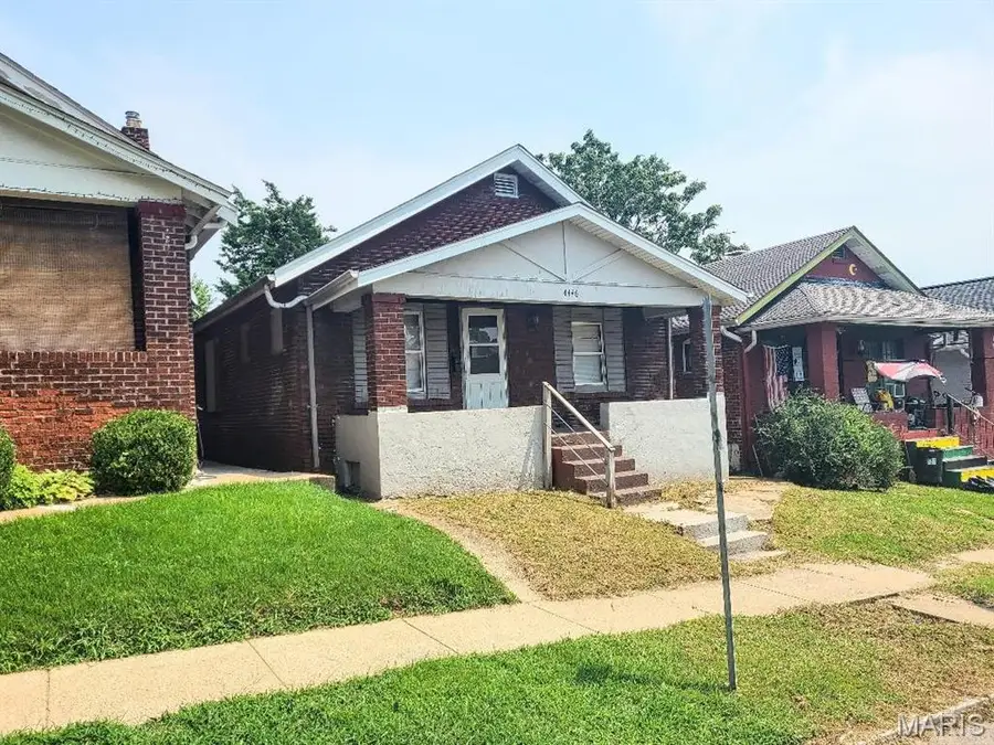 4446 Kenneth Place, Saint Louis, MO 63115 - #2