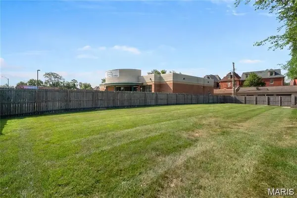 4530 Delmar Boulevard, St Louis, MO 63108