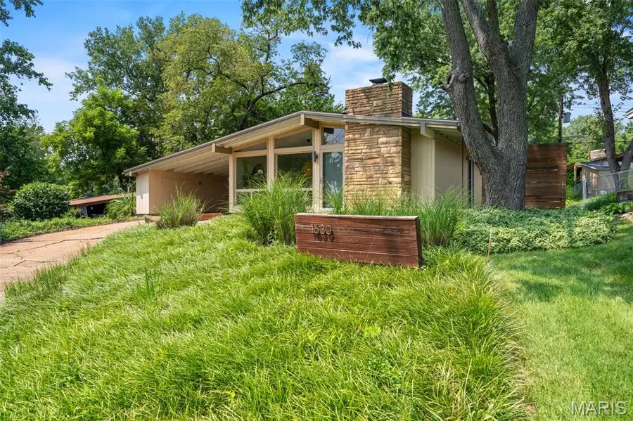 1630 Liggett Drive, Saint Louis, MO 63126 - #2