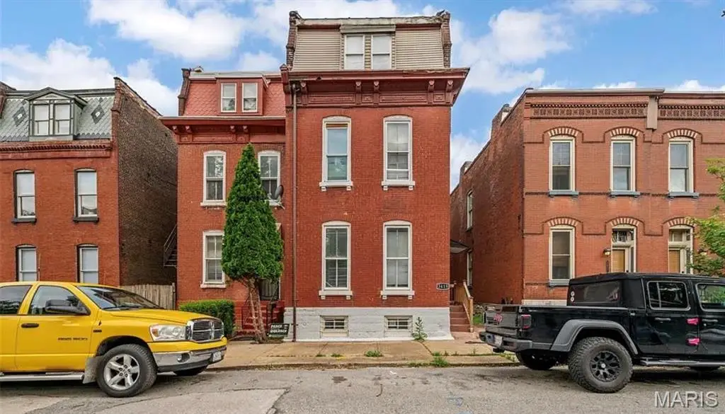 3419 Indiana Avenue, Saint Louis, MO 63118 - #1