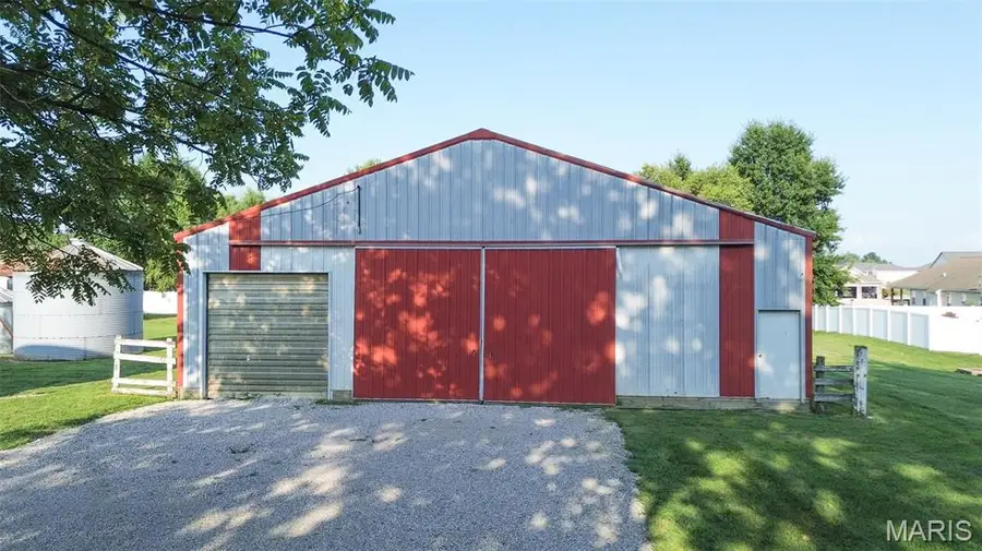 1458 Troy O'fallon Road, Troy, IL 62294 - #3