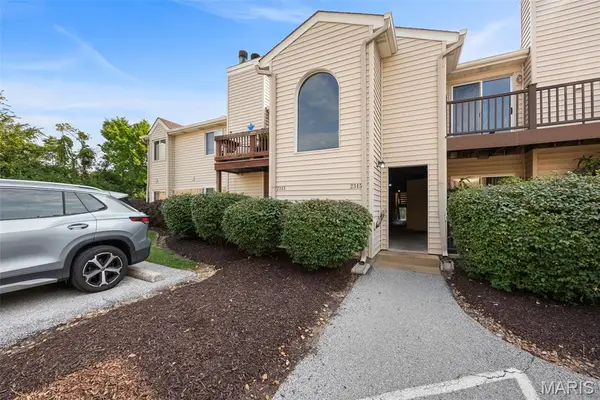 2343 Sandalwood Creek Court #C, Wildwood, MO 63038