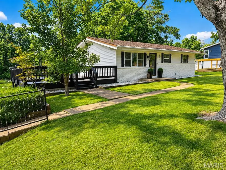 3051 Nettie Drive, Saint Louis, MO 63129 - #2