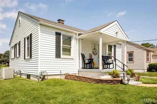 20 Janet Drive, Belleville, IL 62226