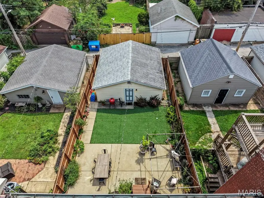 3412 Wyoming Street, Saint Louis, MO 63118 - #2