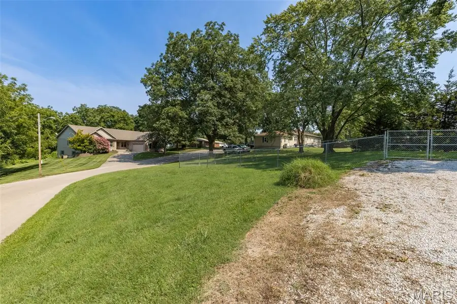 52 Linn Drive, Ste Genevieve, MO 63670 - #3