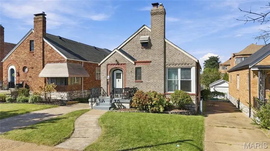 3827 Sulphur Avenue, Saint Louis, MO 63109 - #2