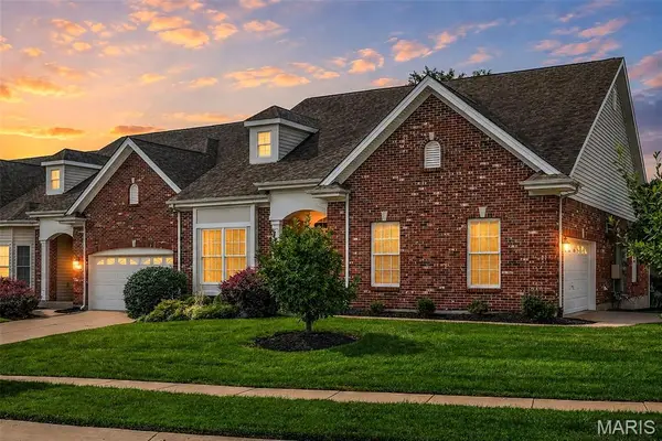 2424 Clayton Pointe Court, Chesterfield, MO 63017