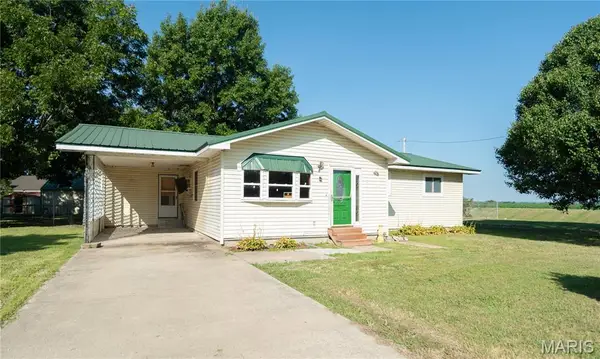 405 N Walker Avenue, Gideon, MO 63848