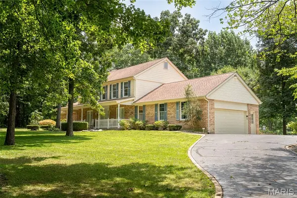 32 Longwood Drive, Union, MO 63084