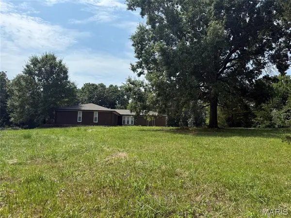 21846 Country Life, Warrenton, MO 63383
