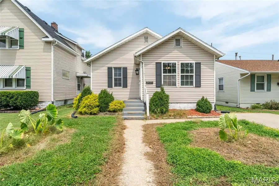 2429 Jerden Avenue, Granite City, IL 62040 - #2