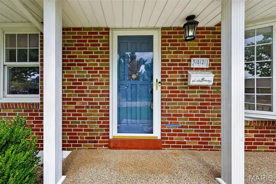 3821 Upton Street, Saint Louis, MO 63116 - #2