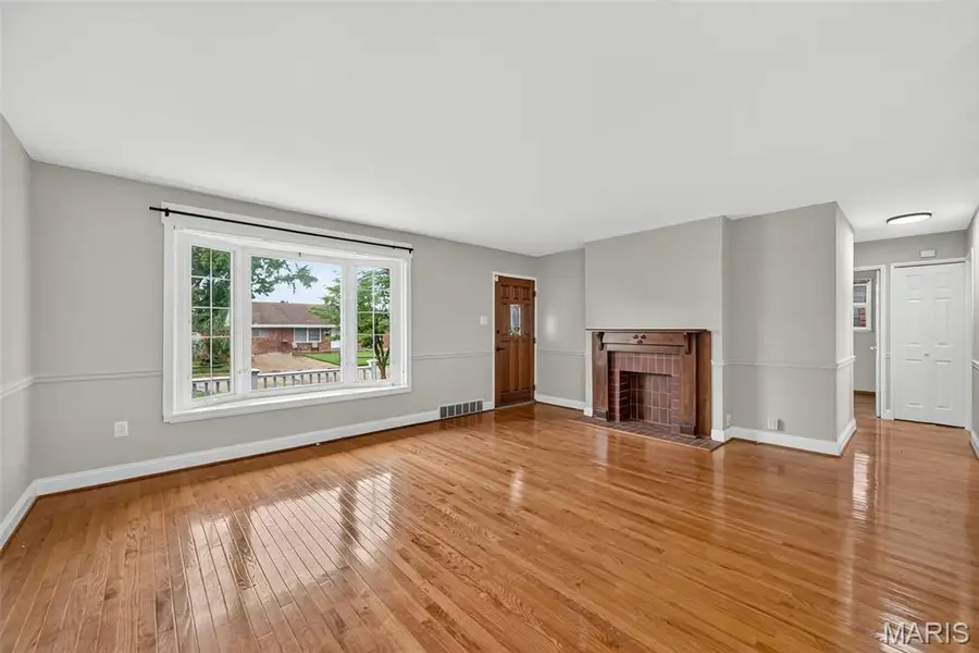 3821 Upton Street, Saint Louis, MO 63116 - #3