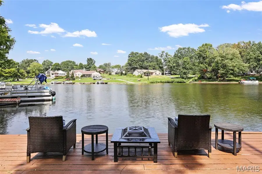 135 W Lake Drive, Edwardsville, IL 62025 - #3