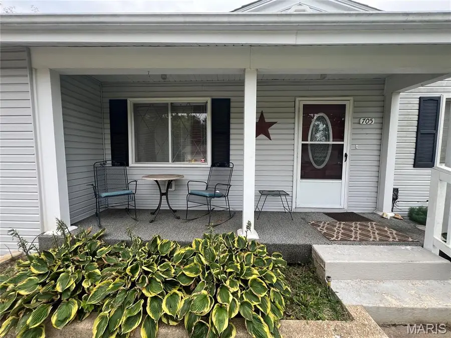 705 Mcclain Street, Richland, MO 65556 - #2