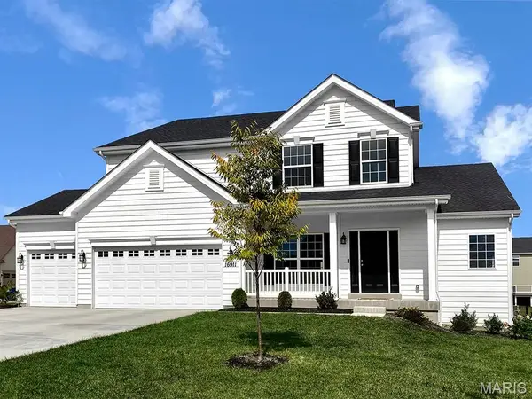 2 Pin Oak At Bluestem Estates, Lake St Louis, MO 63367