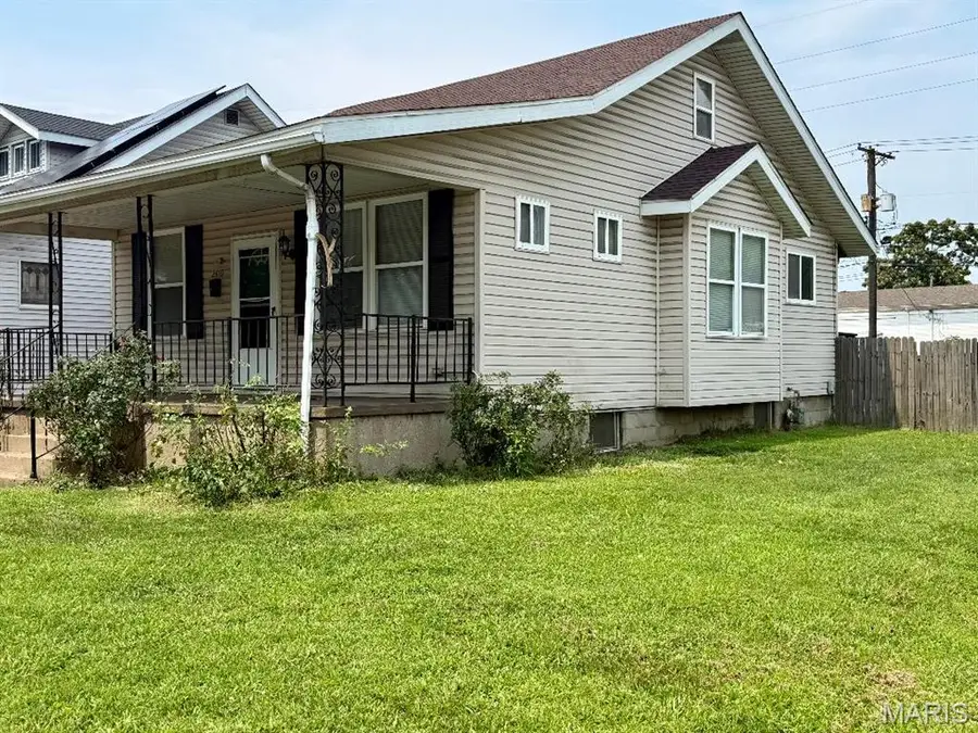 2459 Jerden Avenue, Granite City, IL 62040 - #2
