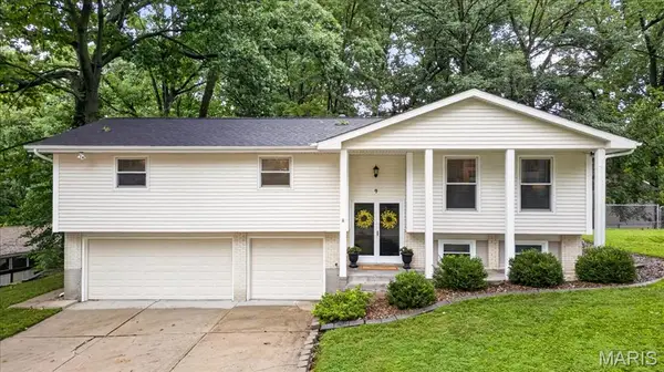 9 San Camille Court, St Charles, MO 63303