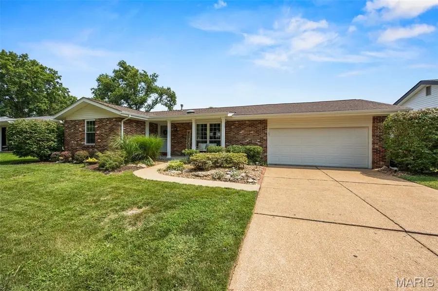 5730 Chatport Road, Saint Louis, MO 63129 - #3