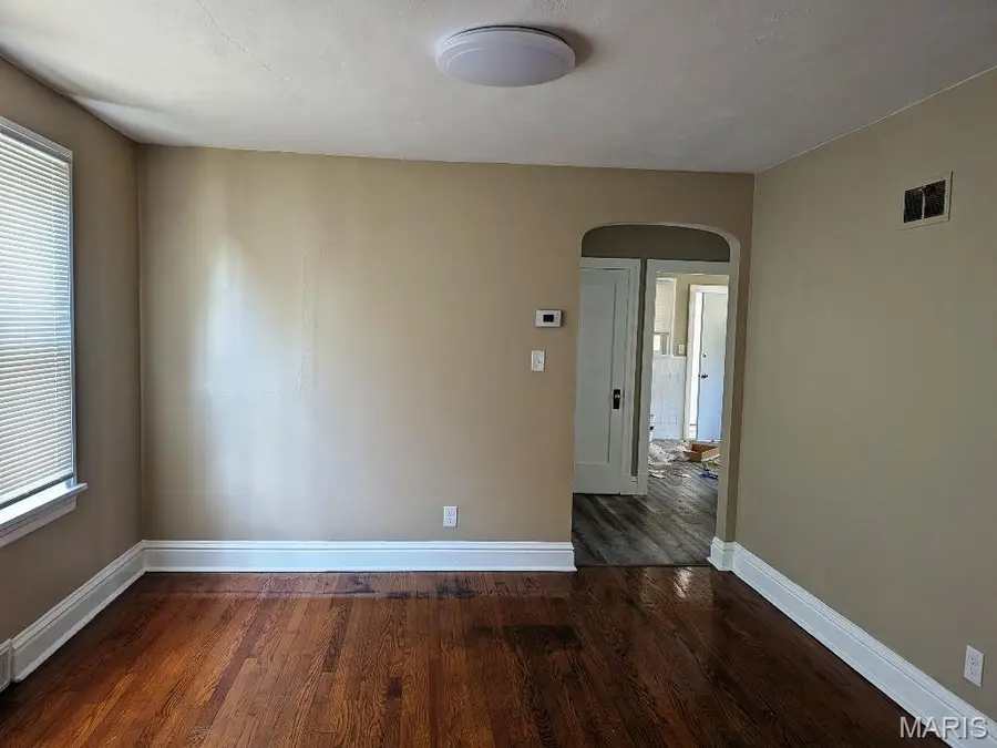 7819 Saint Charles Rock Road, Saint Louis, MO 63114 - #3