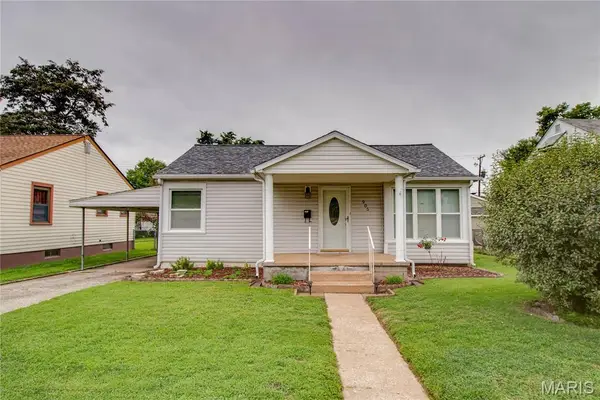 905 Madison Avenue, Wood River, IL 62095