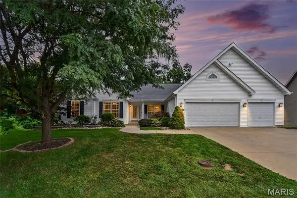 6701 Oxford Lane, Maryville, IL 62062