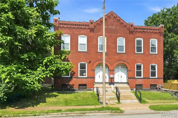 3215 Nebraska Avenue, St Louis, MO 63118