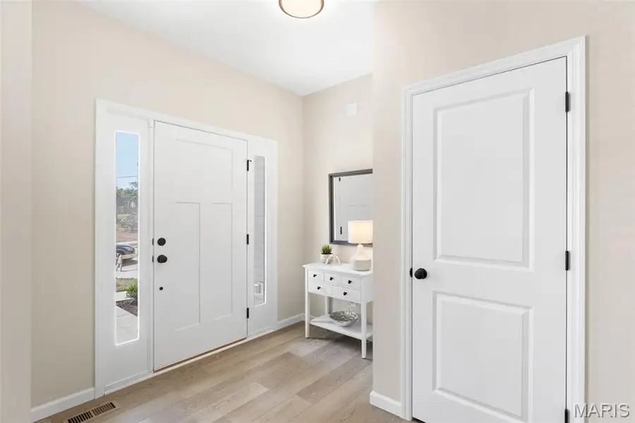 2 Ashford At Koch Park Manors, Florissant, MO 63031 - #3