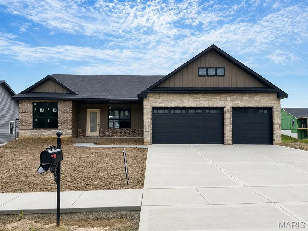 1827 Robins Mill Court, Maryville, IL 62062 - #1