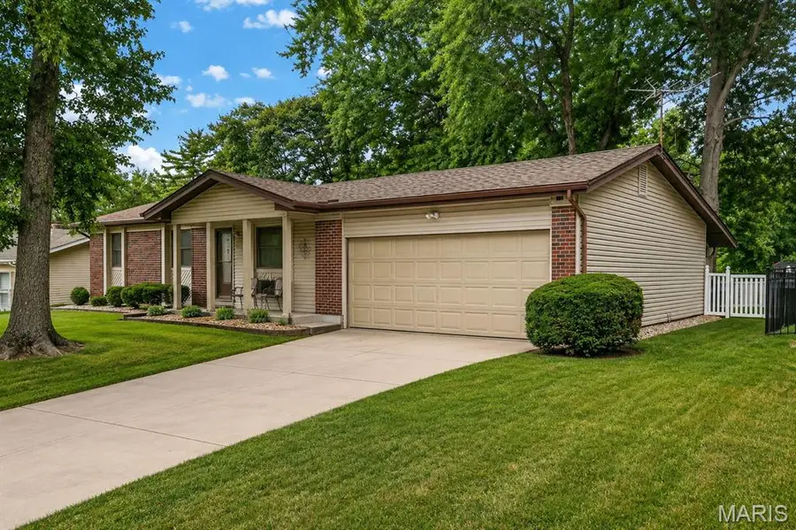 7 Park Charles Boulevard N, Saint Peters, MO 63376 - #2